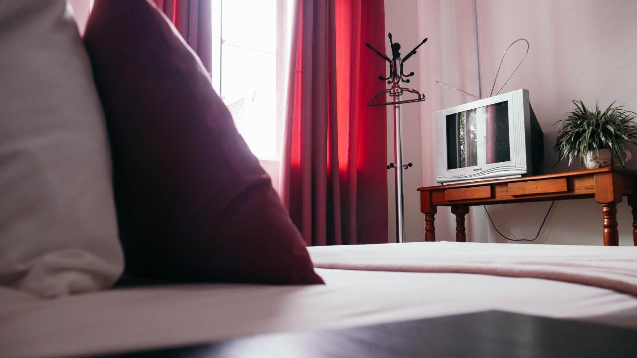 Sura Inn Дунгун Екстериор снимка