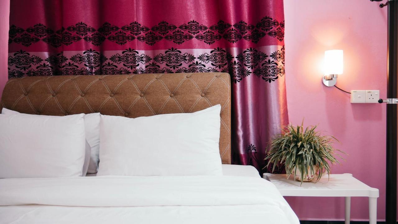 Sura Inn Дунгун Екстериор снимка